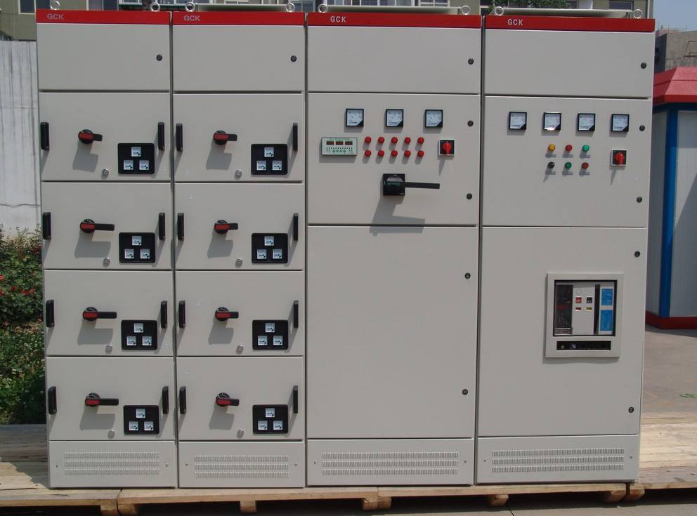 解析抽出式電氣開關(guān)柜 知名廠家、主流品牌、產(chǎn)品圖片與行業(yè)熱帖全覽